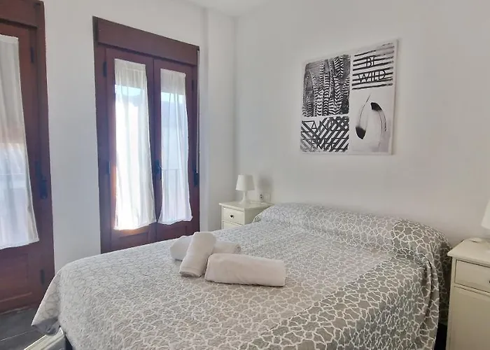 La Casa De San Fernando Mezquita * Córdoba