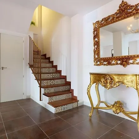 La Casa De San Fernando Mezquita * Córdoba